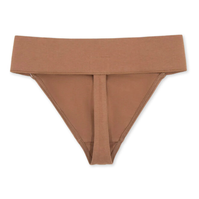 skintone #60 self-lined capezio thong dance belt, back view